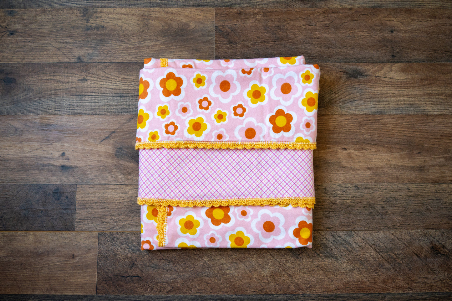 Daisy Dreams Blanket & Burp Cloth Set 🌼💖✨