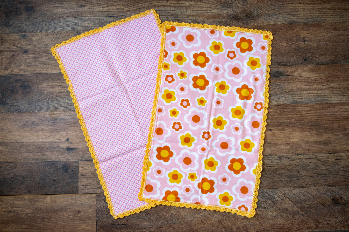 Daisy Dreams Blanket & Burp Cloth Set 🌼💖✨