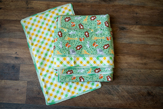 Safari Friends Blanket & Burp Cloth Set 🦒🦓🌿